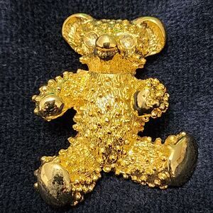 Vintage AAI Teddy Bear Brooch Figural Textured Gold Tone Rhinestone Eyes Pin